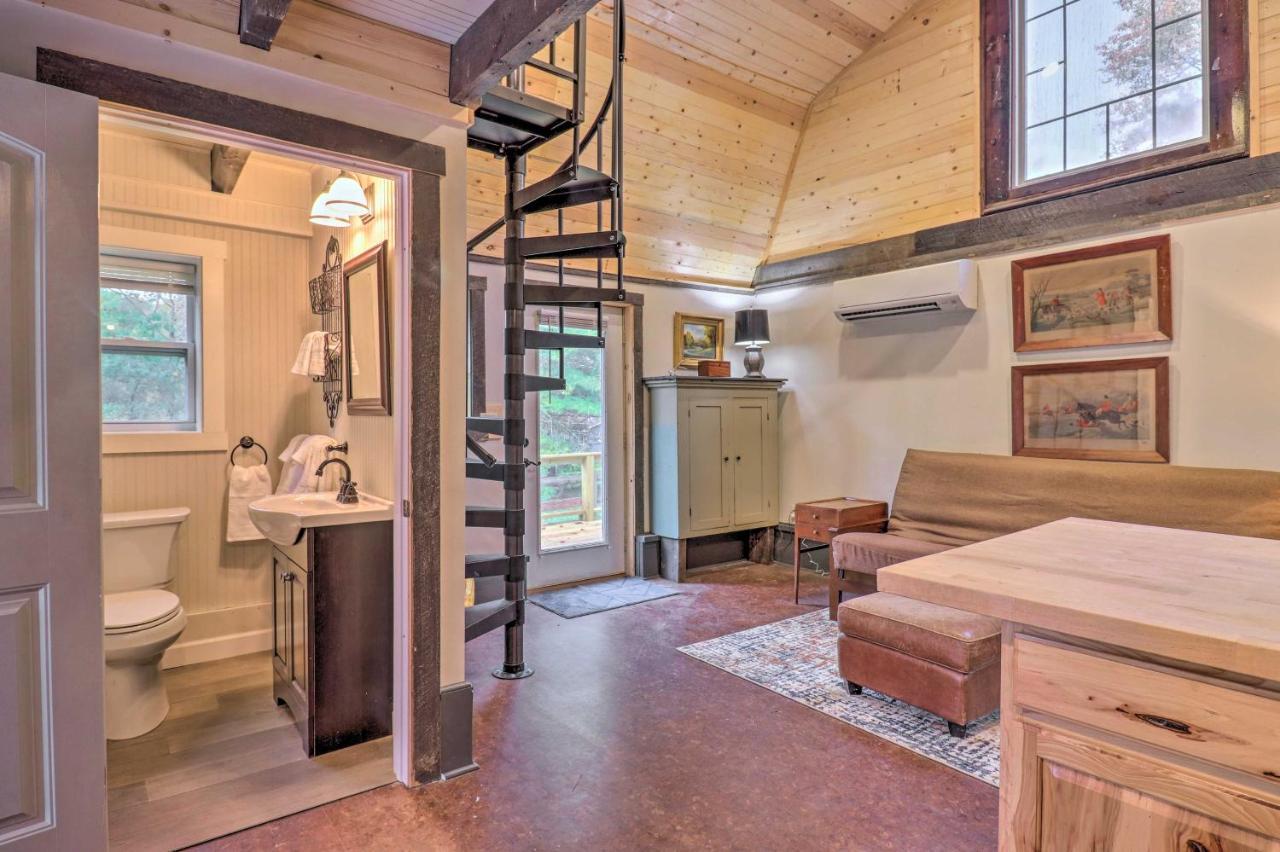 Rustic Hendersonville Farm Studio With Private Deck Esterno foto