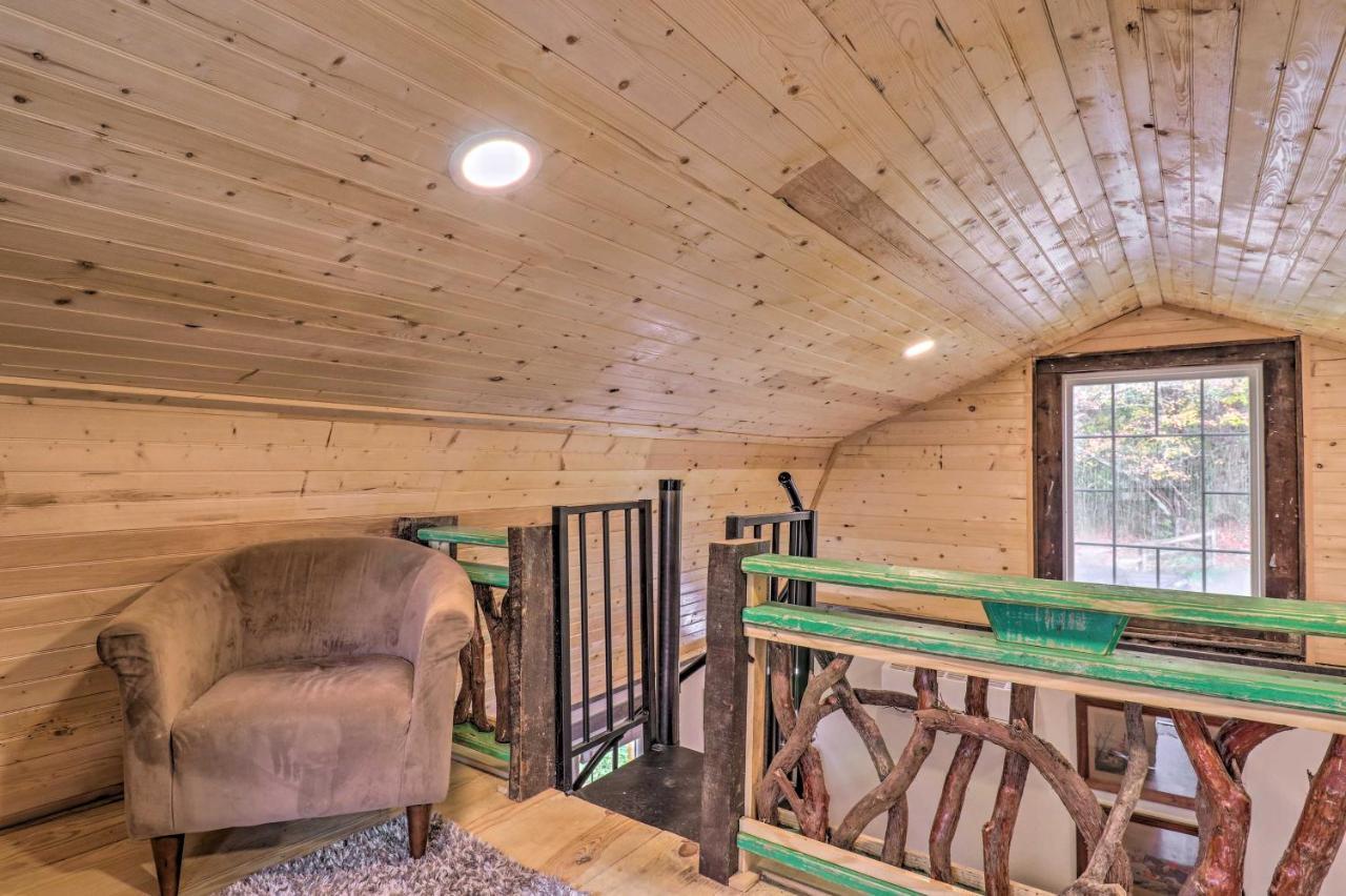 Rustic Hendersonville Farm Studio With Private Deck Esterno foto